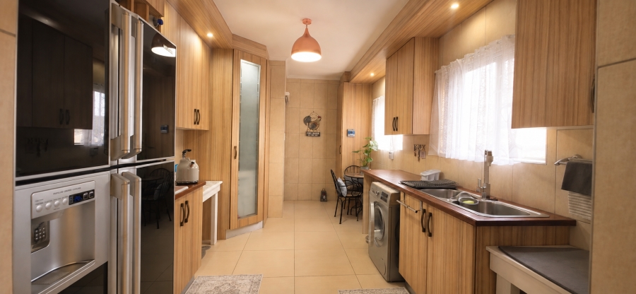 4 Bedroom Property for Sale in Country Club Western Cape